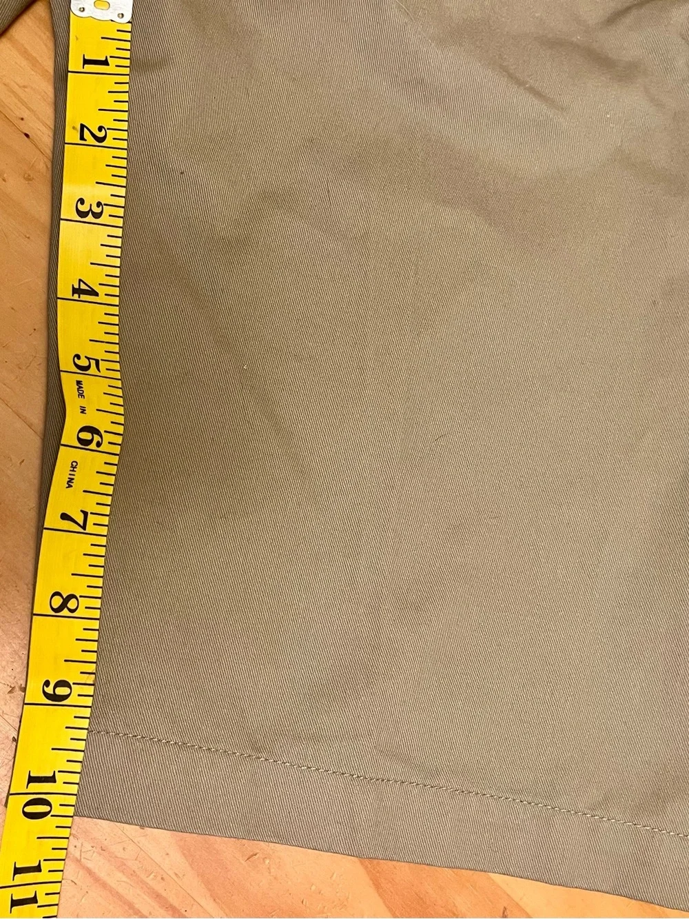 Volcom Youth Khaki Shorts New with tags Size 30
